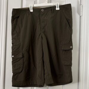 Columbia Men's Cargo Shorts - Dark Olive